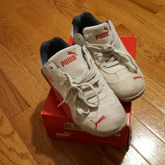🔴🔴Puma's (Like New)🔴🔴 - Picture 2 of 2